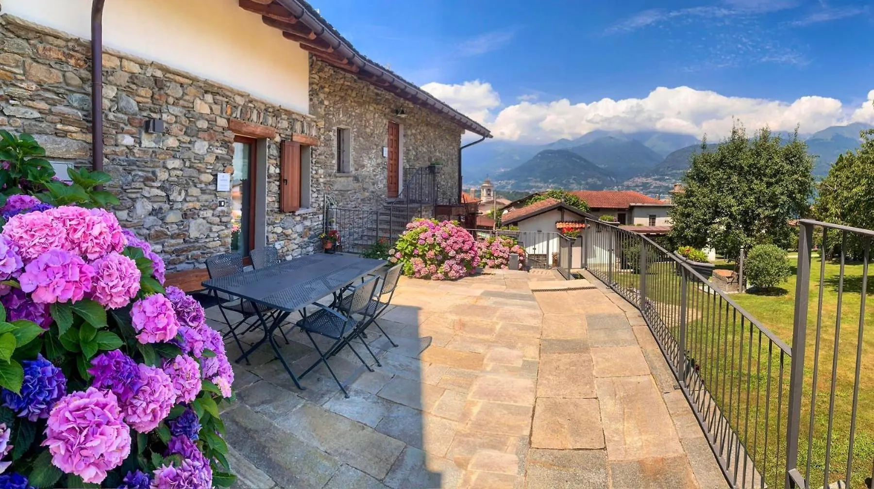 La Volta - Lake Como Heritage Home In Molino Maufet Watermill - Patio On The Garden 科利科 0*,  意大利