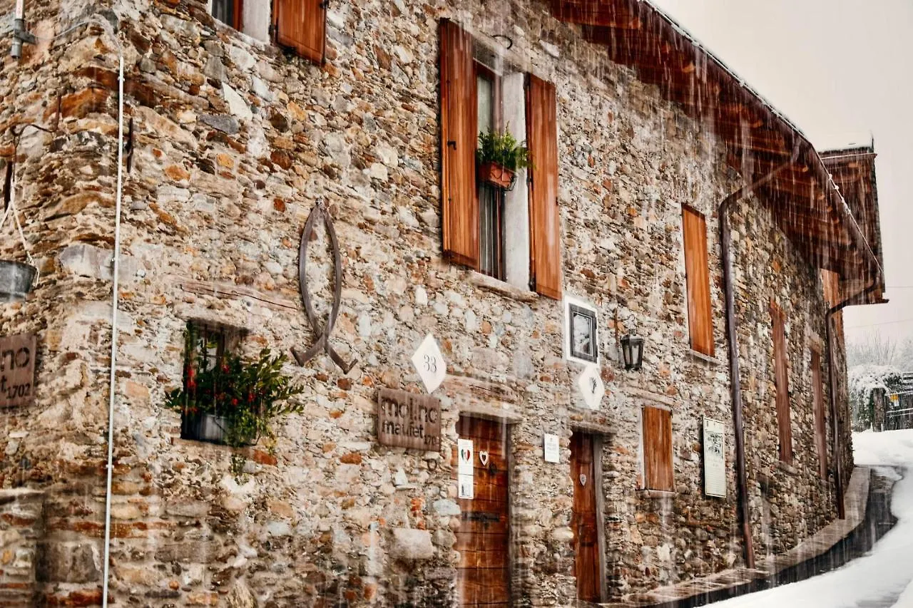 La Volta - Lake Como Heritage Home In Molino Maufet Watermill - Patio On The Garden Colico