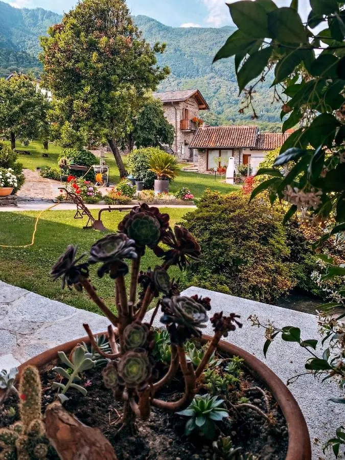 La Volta - Lake Como Heritage Home In Molino Maufet Watermill - Patio On The Garden Colico Italy
